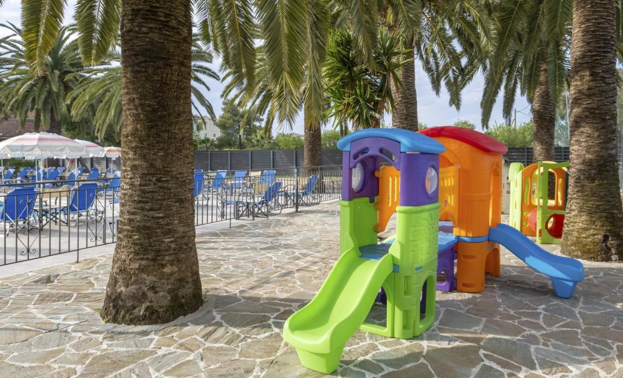 Margarita Hotel لاغاناس المظهر الخارجي الصورة