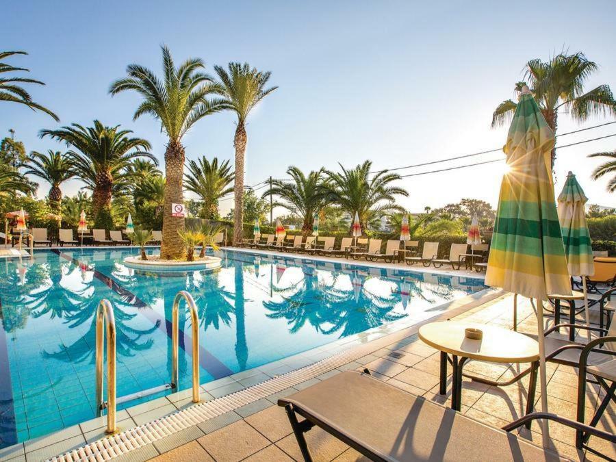 Margarita Hotel لاغاناس المظهر الخارجي الصورة