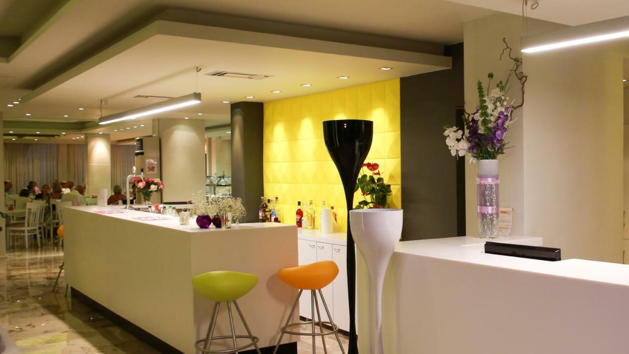 Margarita Hotel لاغاناس المظهر الخارجي الصورة