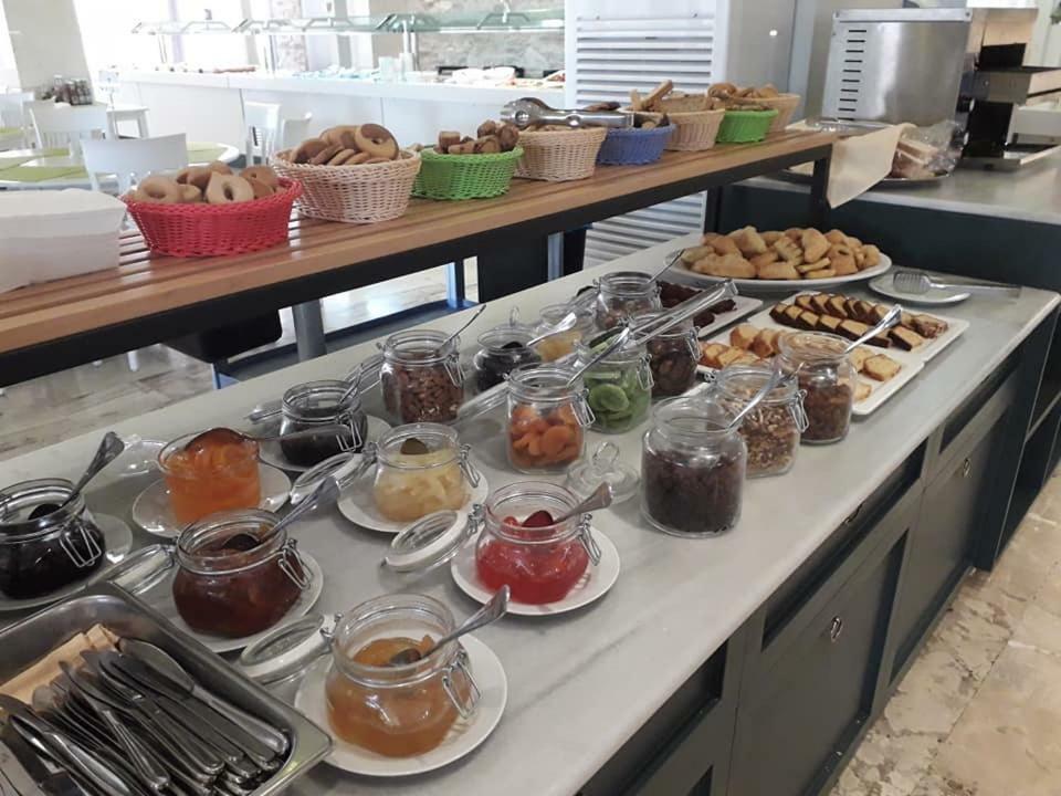 Margarita Hotel لاغاناس المظهر الخارجي الصورة